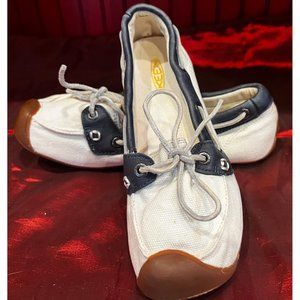 Keen Womens Loafer Flats Sz 7 Womens White Navy Blue Casual Flats